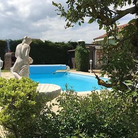 Belle Maison Au Coeur De Avec Piscine Privee, Cabotte Dionysos Villa Beaune (Cote d'Or)