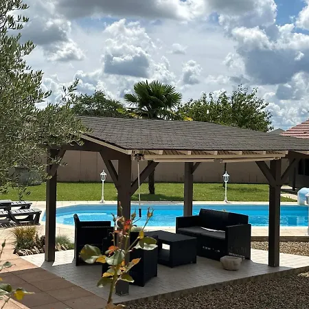 Villa Belle Maison Au Coeur De Avec Piscine Privee, Cabotte Dionysos *