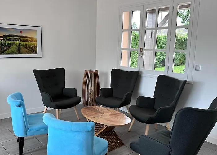 Belle Maison Au Coeur De Avec Piscine Privee, Cabotte Dionysos *