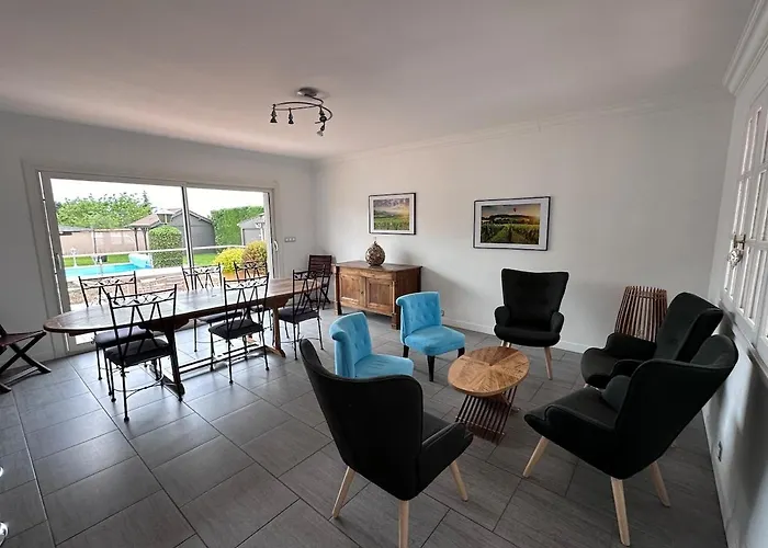 Belle Maison Au Coeur De Avec Piscine Privee, Cabotte Dionysos Villa